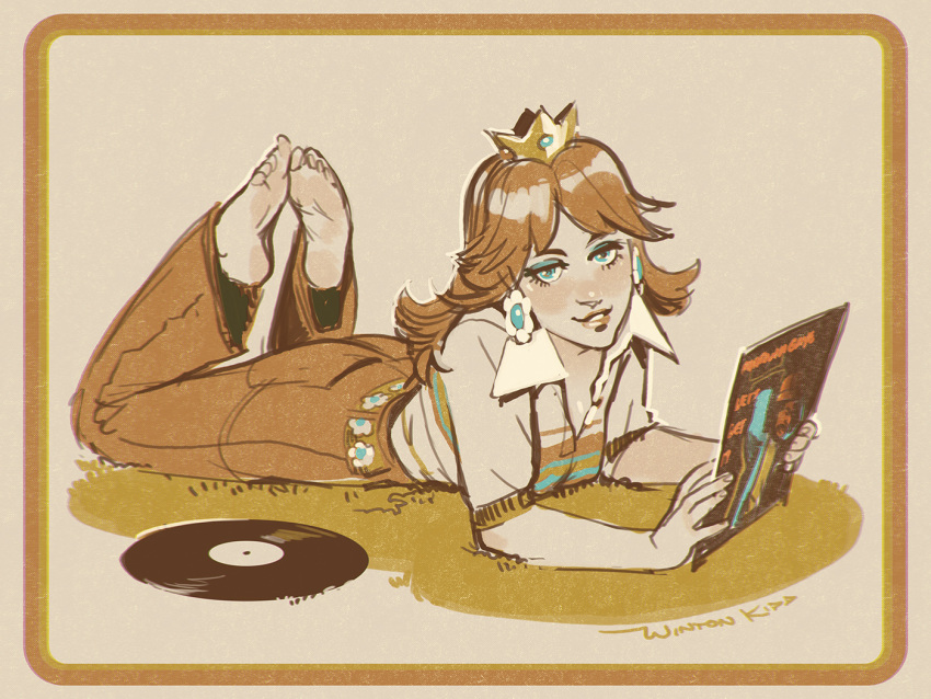 1girl, alternate_costume, aqua_eyes, barefoot, blush, brown_hair, collared_shirt, crown