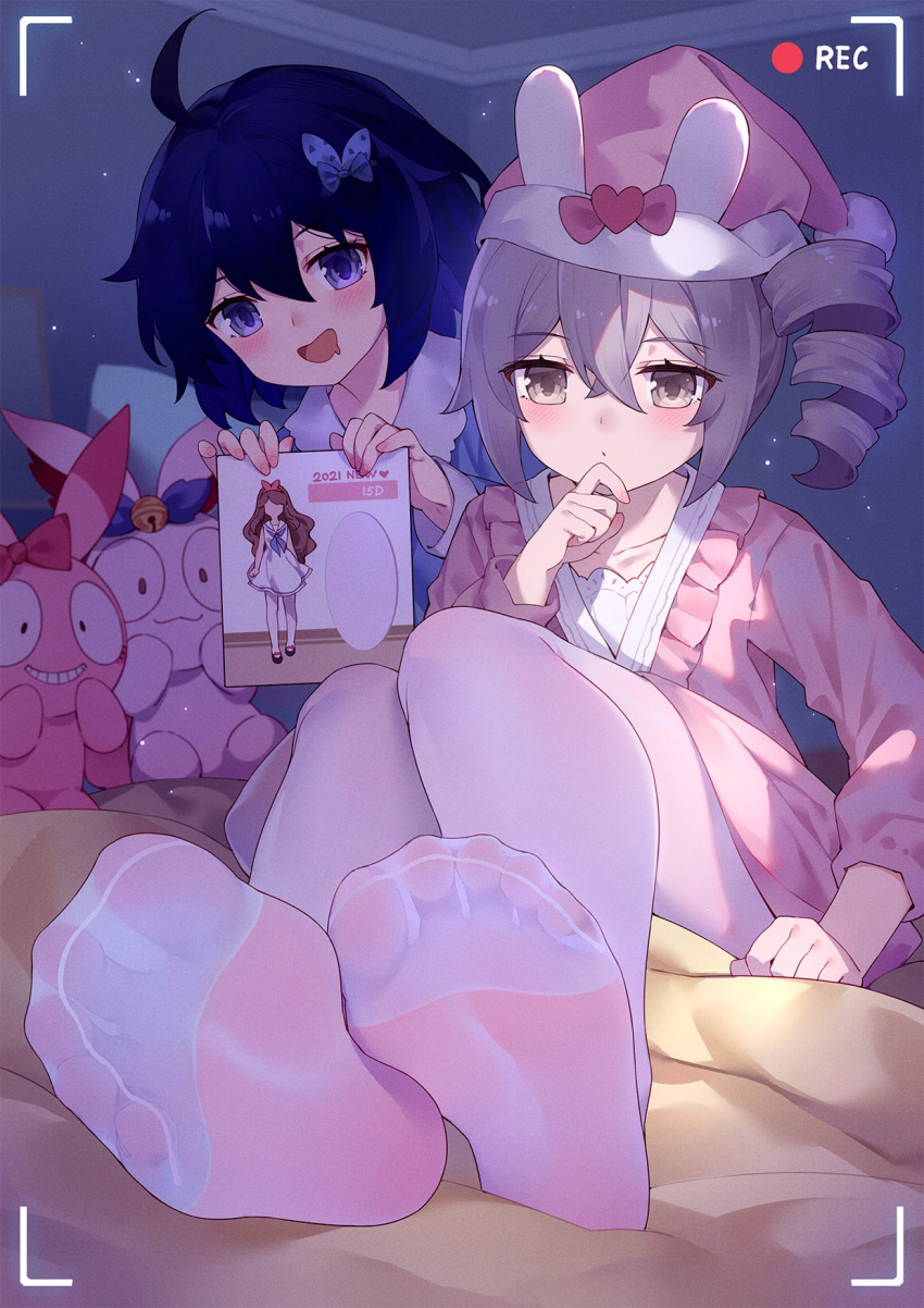 2girls, benghuai_xueyuan, black_hair, blue_eyes, blue_hair, breasts, bronya_zaychik, drill_hair