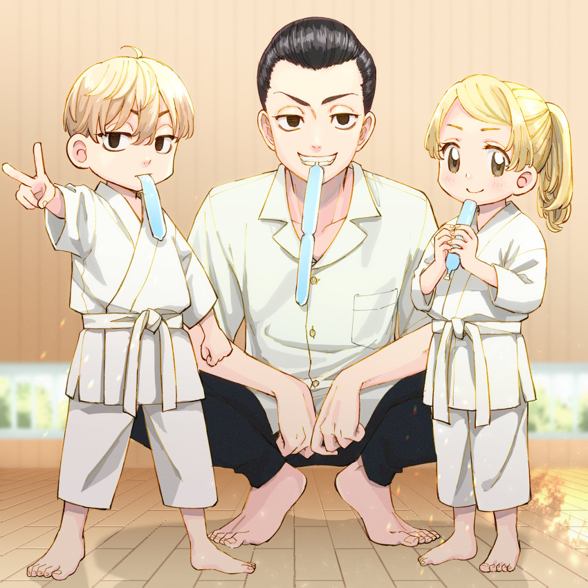 1girl, 2boys, absurdres, bangs, barefoot, black_eyes, black_hair, black_pants, blonde_hair, closed_mouth, dougi, empty_eyes, food, food_in_mouth, full_body, grin, hand_up, highres, holding, holding_food, indoors, looking_at_viewer, meimei_(cb_mei), multiple_boys, pants, ponytail, sano_emma, sano_manjirou, sano_shinichirou, shirt, short_hair, short_sleeves, siblings, smile, squatting, standing, swept_bangs, tokyo_revengers, tupet, v, white_shirt, younger