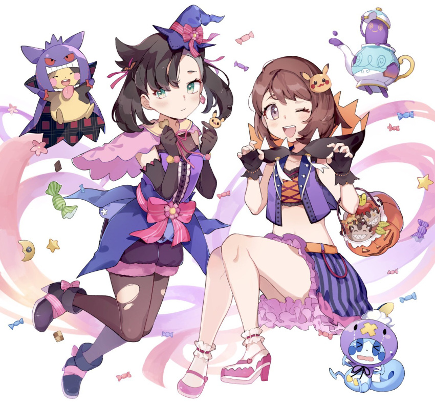 >_<, 2girls, ;d, alternate_costume, applin, asymmetrical_bangs, bangs, blush