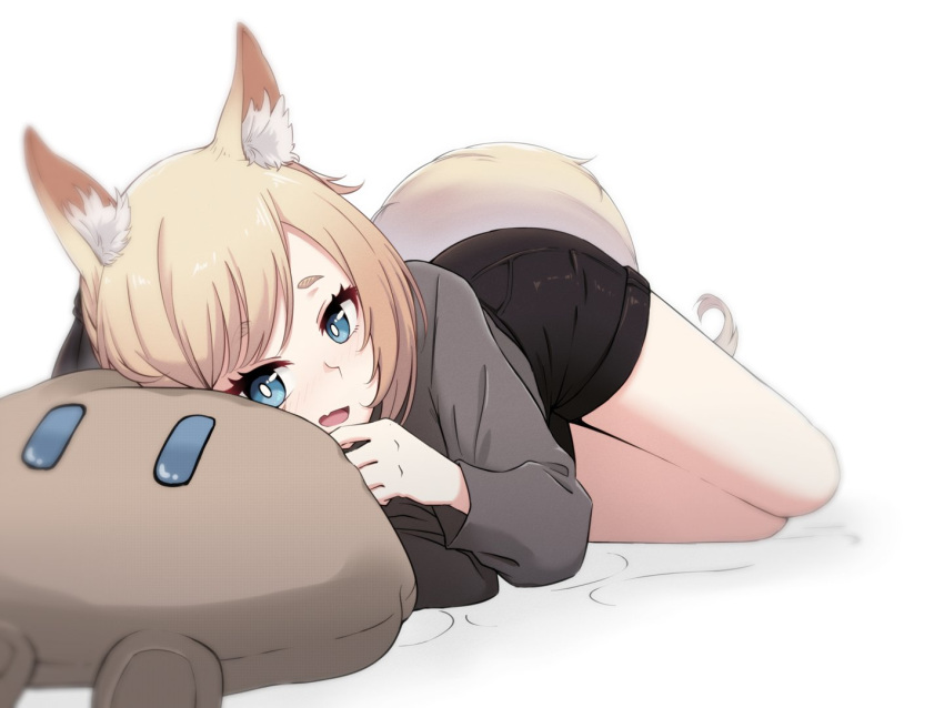 1girl, animal_ear_fluff, animal_ears, arknights, black_bow, black_shirt, black_shorts, blonde_hair