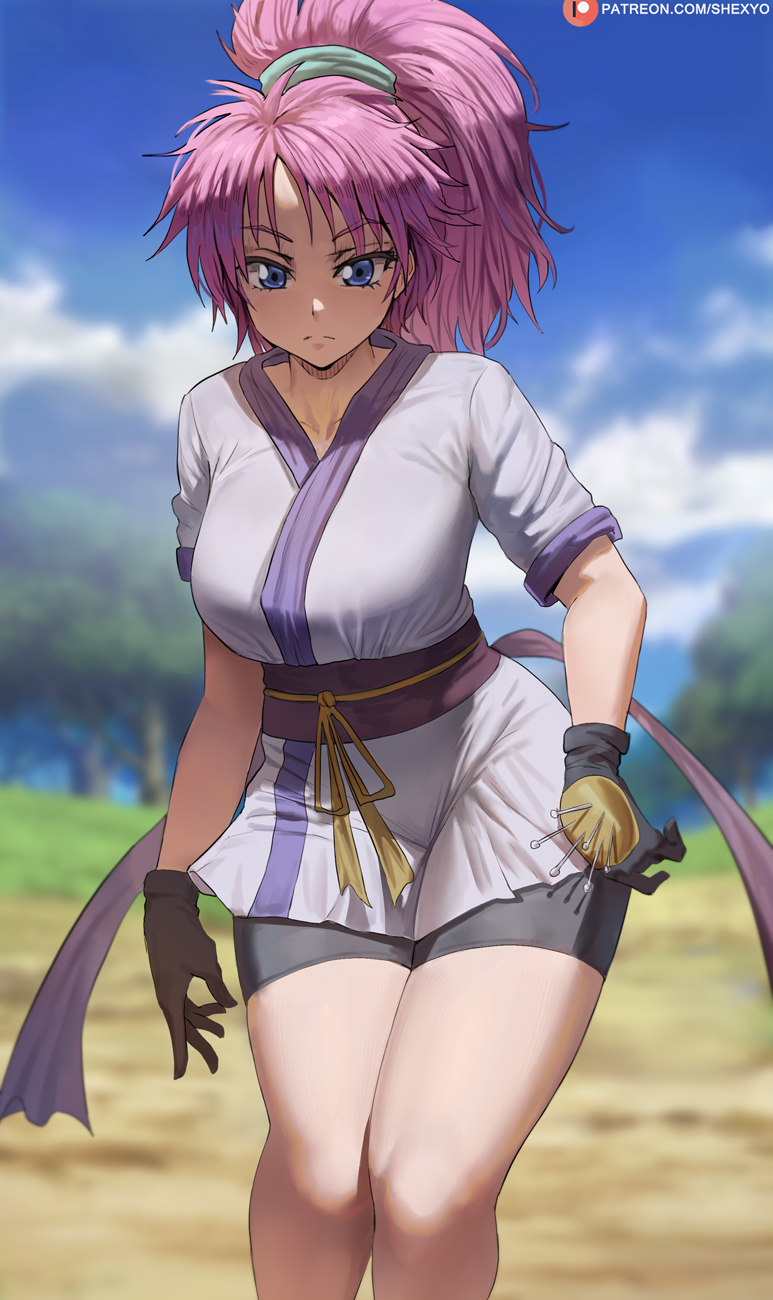 1girl, bangs, bike_shorts, black_gloves, black_shorts, blue_eyes, blue_sky, blurry