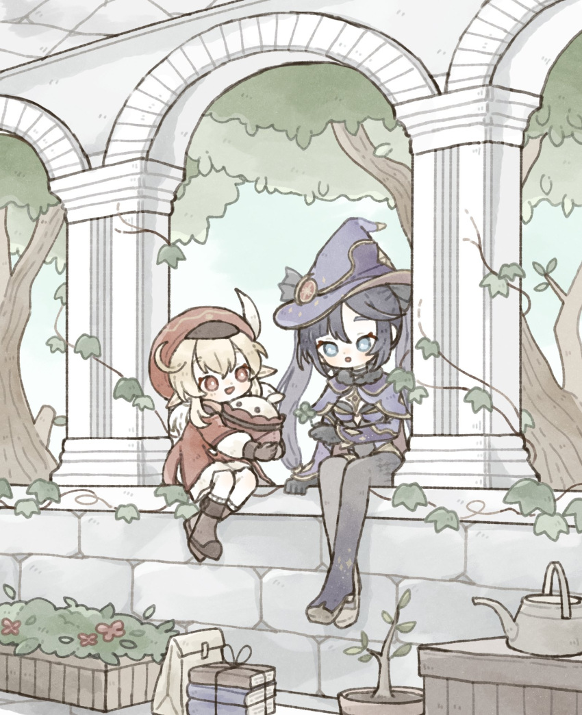 2girls, ahoge, bangs, black_gloves, black_hair, black_legwear, blonde_hair, blue_eyes
