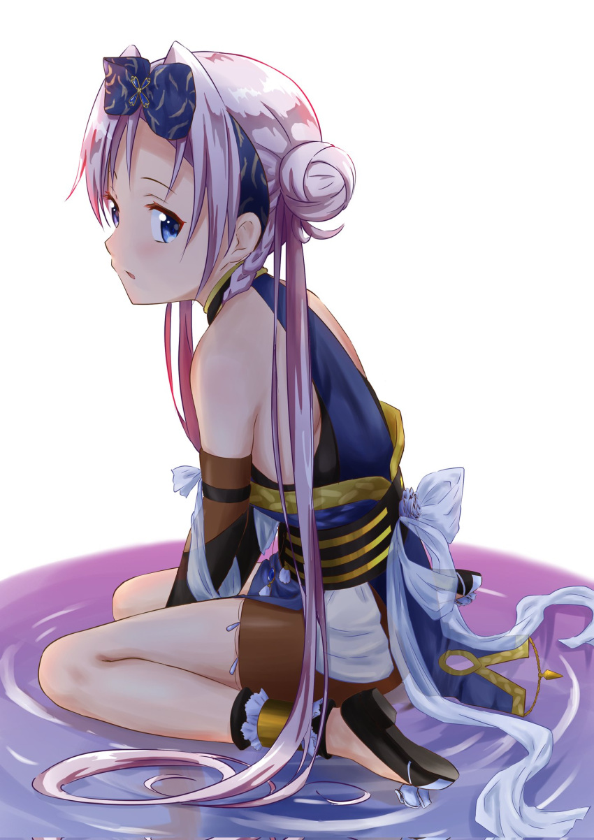 1girl, bike_shorts, black_footwear, black_gloves, black_shorts, blue_eyes, blue_tabard, bow