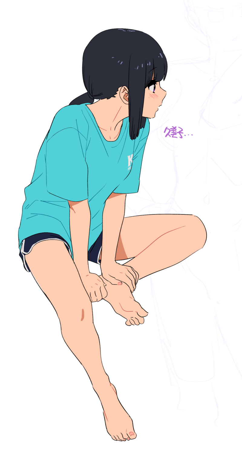 1girl, aqua_t-shirt, arm_support, bangs, barefoot, black_hair, black_shorts, blue_t-shirt