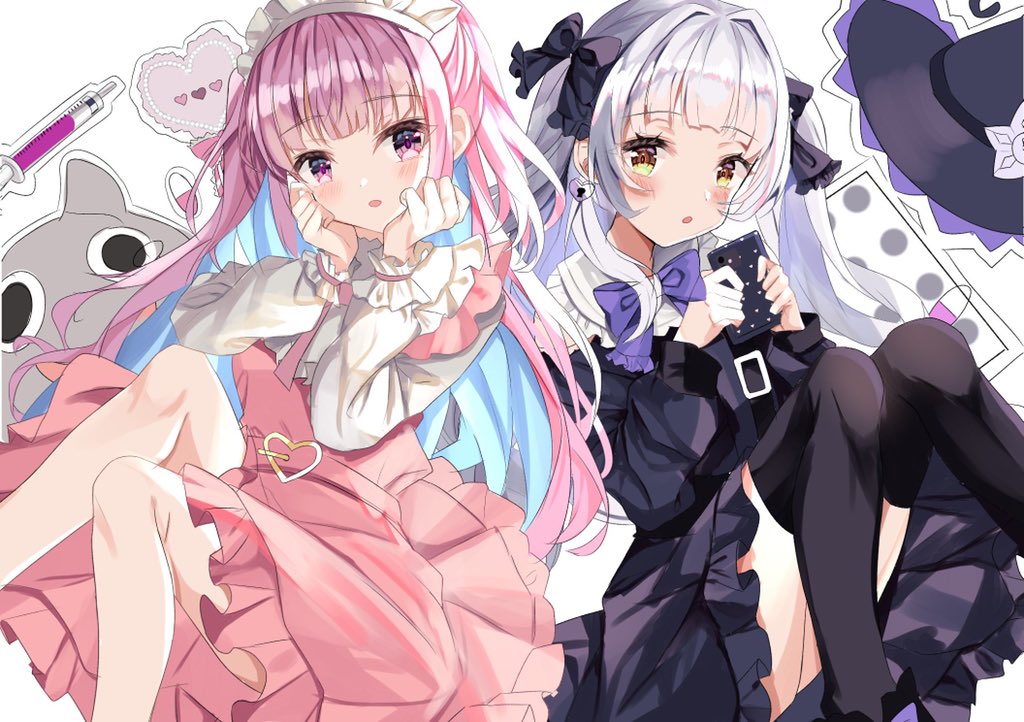 2girls, :d, black_legwear, blush, cellphone, colored_inner_hair, embarrassed, hololive