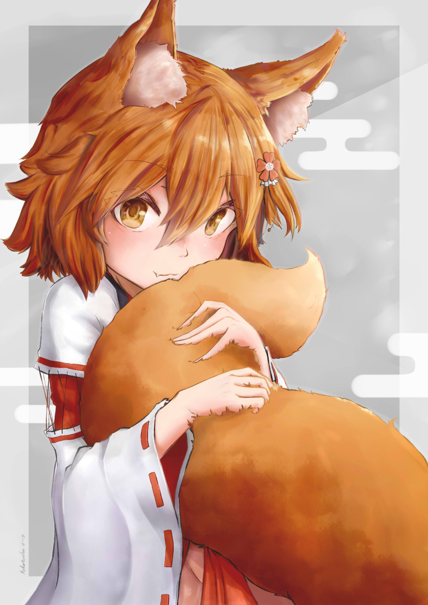 1girl, :3, absurdres, animal_ears, bangs, commentary_request, eyebrows_visible_through_hair, fang, fox_ears, fox_girl, fox_tail, hair_between_eyes, hair_ornament, highres, japanese_clothes, long_sleeves, looking_at_viewer, miko, mokamocha, orange_eyes, orange_hair, ribbon-trimmed_sleeves, ribbon_trim, senko_(sewayaki_kitsune_no_senko-san), sewayaki_kitsune_no_senko-san, short_hair, sidelocks, simple_background, smile, solo, tail, tail_hug, two-tone_background, wide_sleeves