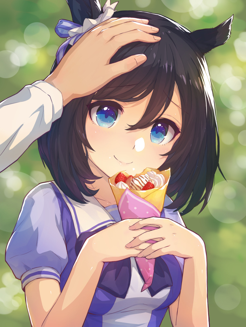 1girl, animal_ears, bangs, black_hair, blue_eyes, breasts, commentary_request, crepe