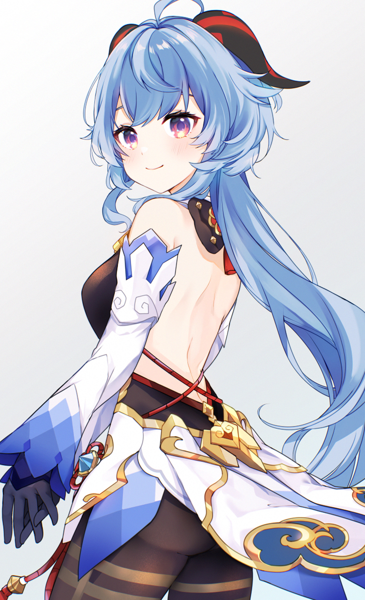 1girl, aco_(acco_0v0), ahoge, ass, backless_outfit, bangs, bare_back, bare_shoulders, bell, black_gloves, blue_hair, bow, bowtie, cowboy_shot, curled_horns, detached_sleeves, ganyu_(genshin_impact), genshin_impact, gloves, gold_trim, highres, horns, light_blush, long_hair, looking_at_viewer, multicolored, multicolored_eyes, neck_bell, smile, solo, thighlet, very_long_hair, vision_(genshin_impact), white_sleeves