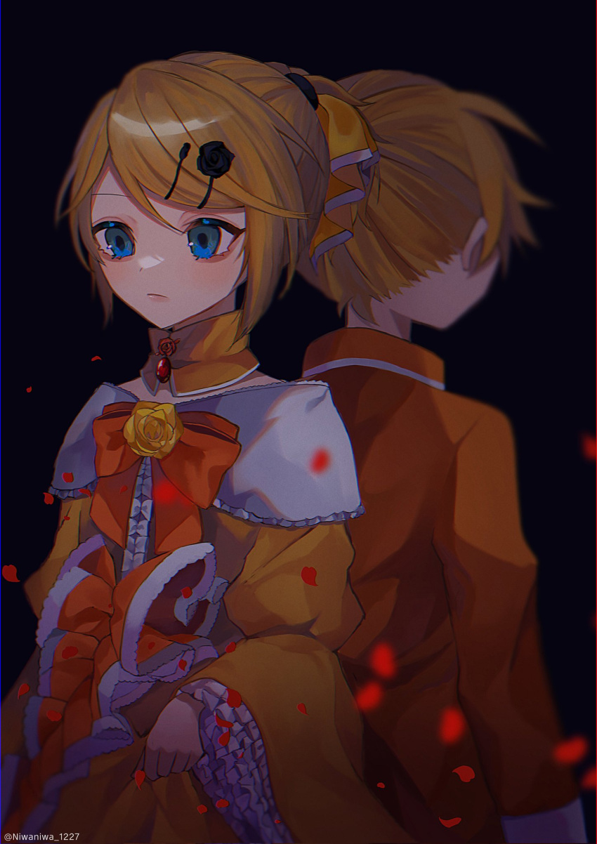 1boy, 1girl, aku_no_meshitsukai_(vocaloid), aku_no_musume_(vocaloid), allen_avadonia, back-to-back, black_background, blonde_hair