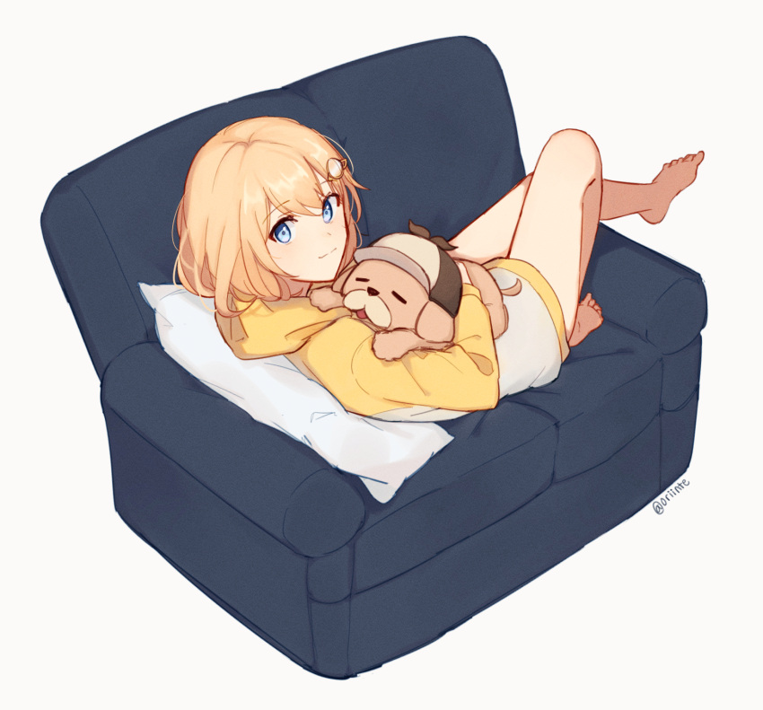 1girl, bangs, blonde_hair, blue_eyes, bubba_(watson_amelia), couch, hair_ornament, highres