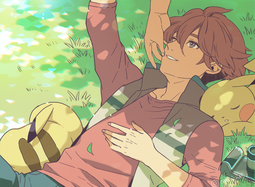 2boys, ahoge, bangs, brown_hair, brown_vest, camera, commentary_request, day