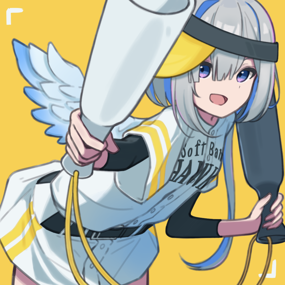 1girl, :d, amane_kanata, angel_wings, bangs, blue_eyes, hololive, layered_sleeves, long_sleeves, looking_at_viewer, shirt, short_hair, short_over_long_sleeves, short_sleeves, shorts, smile, softball_bat, softball_uniform, solo, sportswear, virtual_youtuber, visor_cap, white_hair, white_shirt, white_shorts, wings, yellow_background, yellow_headwear, yomogi_uehara