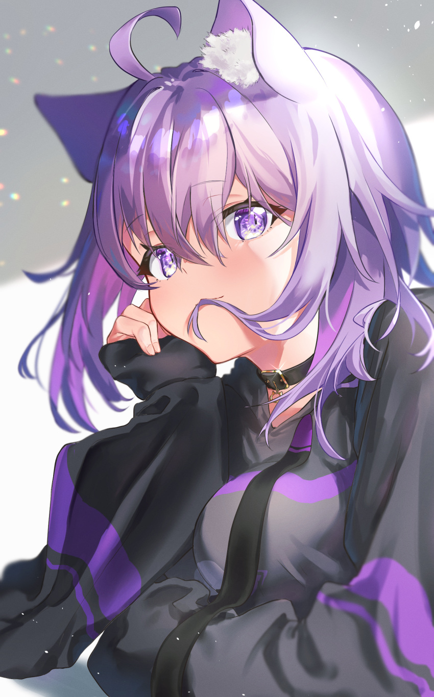 1girl, ahoge, animal_ear_fluff, animal_ears, arm_under_breasts, bangs, black_choker, black_hoodie