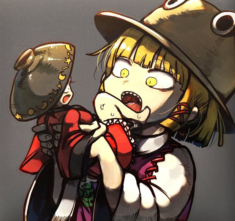 2girls, andanon, bangs, blonde_hair, blunt_bangs, bowl, bowl_hat, brown_headwear, commentary_request, eyebrows_visible_through_hair, fingernails, grey_background, hat, holding_person, imminent_cannibalism, japanese_clothes, kimono, long_sleeves, looking_at_another, minigirl, moriya_suwako, multiple_girls, profile, purple_vest, red_kimono, sanpaku, scared, sharp_teeth, short_hair, simple_background, sukuna_shinmyoumaru, sweat, teeth, touhou, upper_body, vest, wide_sleeves, yellow_eyes