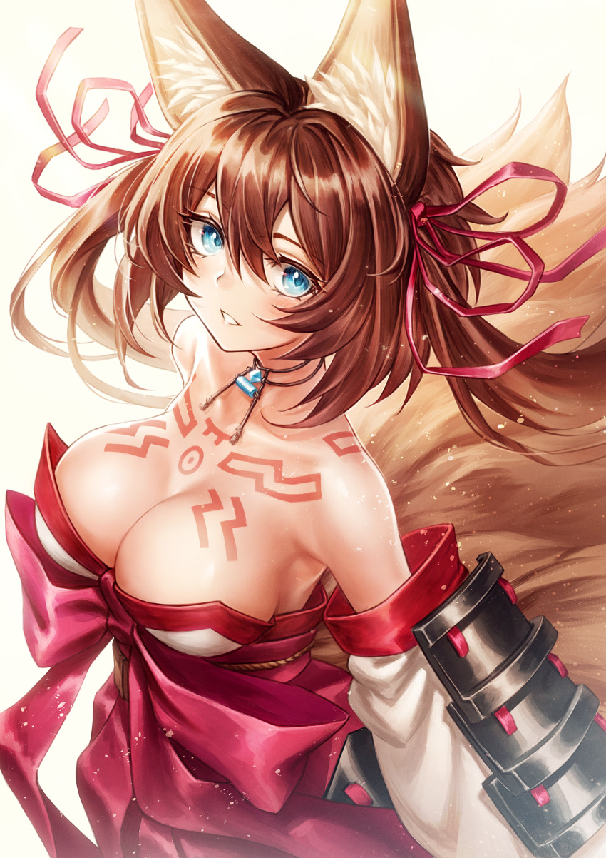 1girl, animal_ears, armor, bangs, bare_shoulders, blue_eyes, blush, bow
