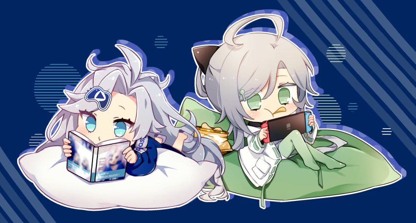 2girls, 3pm, aka_mana, black_bow, blue_eyes, blue_hoodie, blush, book