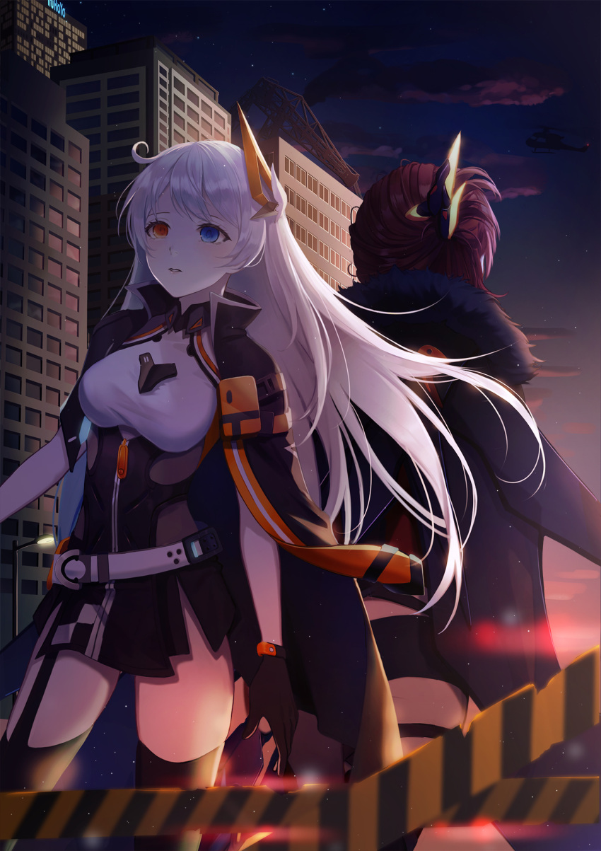 2girls, appble, back-to-back, bangs, black_gloves, black_jacket, black_legwear, blue_eyes