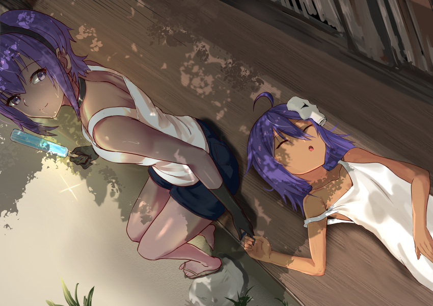 2girls, ahoge, bare_arms, bare_legs, bare_shoulders, child_assassin_(fate/zero), dark-skinned_female, dark_skin
