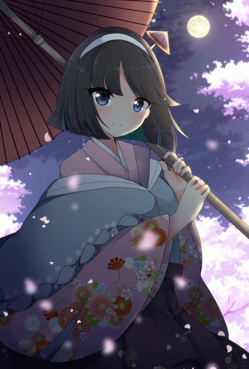 amanomiya_jun, black_hair, blue_eyes, brilliant_pagoda_or_haze_castle, cowboy_shot, floral_print, highres, japanese_clothes, kimono, len'en, looking_at_viewer, moon, night, night_sky, ougi_hina, outdoors, short_hair, sky, smile, umbrella, umbrella_hair_ornament, white_hair, wide_sleeves