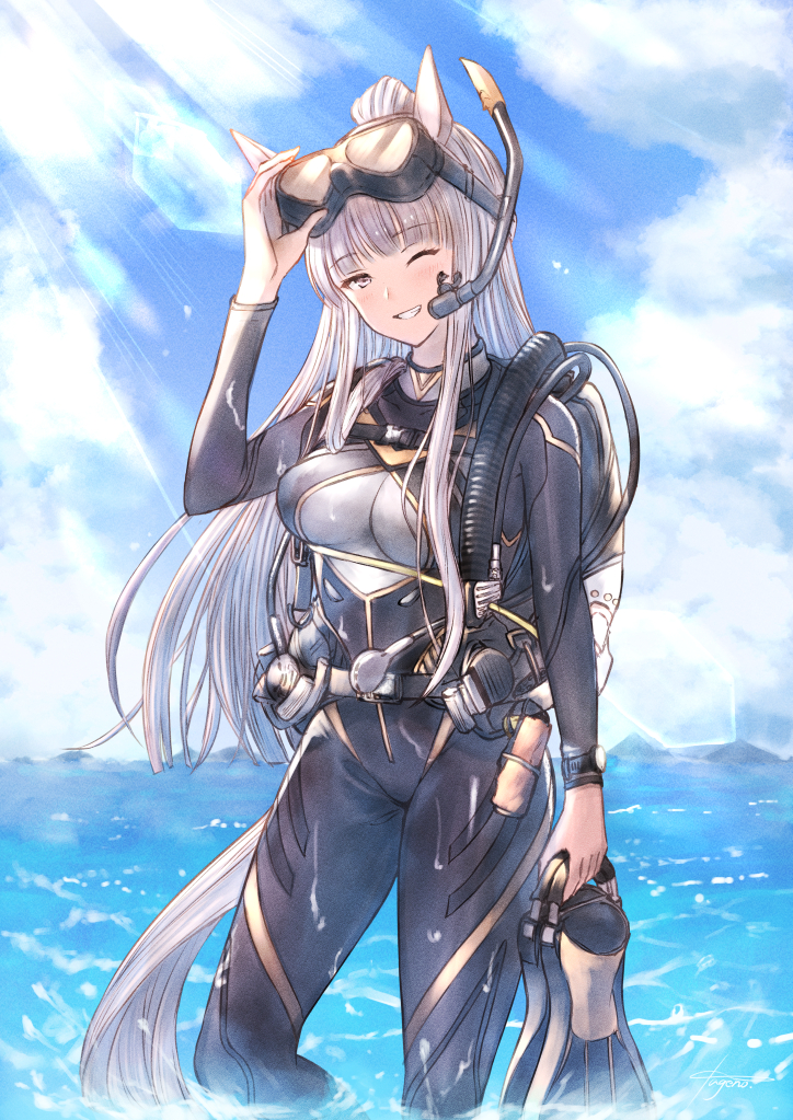 1girl, blue_sky, blurry, blurry_background, bodysuit, brown_eyes, clouds, day, diving_suit, floating_hair, gold_ship_(umamusume), grin, long_hair, long_sleeves, looking_at_viewer, mugen_kageno, ocean, one_eye_closed, outdoors, silver_hair, sky, smile, solo, standing, sunlight, umamusume, very_long_hair, wading, wetsuit