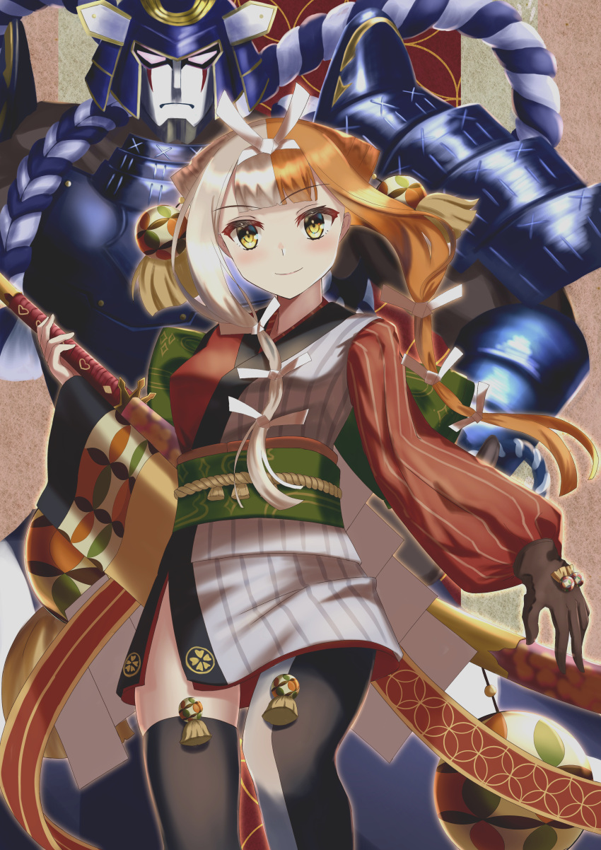 1girl, absurdres, bangs, blunt_bangs, blush, breasts, brown_hair, fate/grand_order, fate_(series), hair_ornament, hair_ribbon, highres, izumo_no_okuni_(fate), japanese_clothes, kimono, long_hair, long_sleeves, looking_at_viewer, medium_breasts, multicolored_hair, narukamikagerou, ribbon, sidelocks, silver_hair, smile, thighs, two-tone_hair, wide_sleeves, yellow_eyes, zanzaburou_(fate)