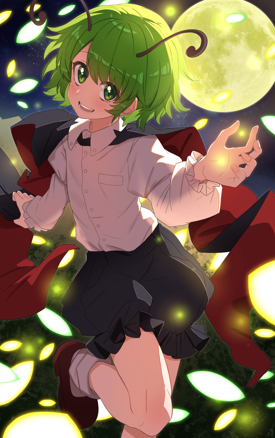 1girl, androgynous, antennae, bangs, black_cape, black_shorts, brown_footwear, buttons, cape, collared_shirt, commentary_request, danmaku, eyebrows_visible_through_hair, flat_chest, foot_out_of_frame, frilled_shorts, frilled_sleeves, frills, fuji_tarawi, full_moon, green_eyes, green_hair, highres, long_sleeves, looking_at_viewer, moon, open_mouth, red_cape, revision, shirt, shoes, short_hair, shorts, smile, socks, solo, touhou, two-sided_cape, two-sided_fabric, white_legwear, white_shirt, wriggle_nightbug