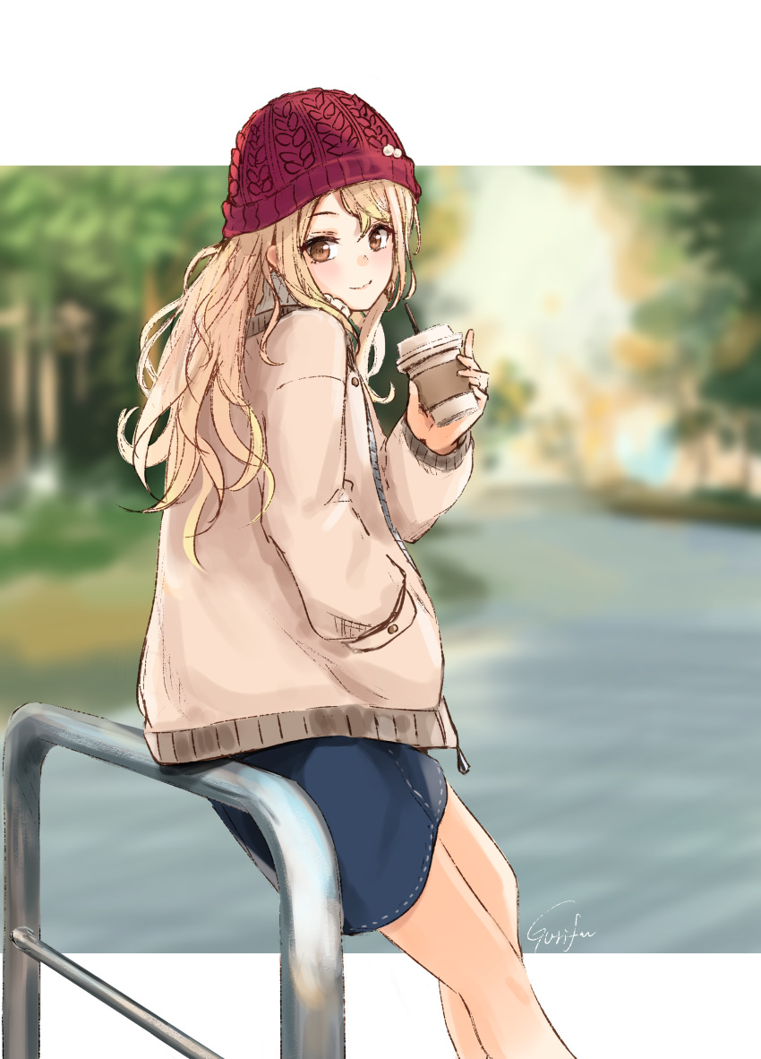 1girl, absurdres, bang_dream!, bang_dream!_girls_band_party!, bangs, beach, blonde_hair, blue_skirt, blurry, blurry_background, blush, brown_eyes, brown_jacket, closed_mouth, coffee_cup, commentary_request, cup, denim, denim_skirt, depth_of_field, disposable_cup, drinking_straw, from_side, gurifu, hand_in_pocket, highres, holding, holding_cup, jacket, kirigaya_toko, long_hair, long_sleeves, looking_at_viewer, looking_to_the_side, puffy_long_sleeves, puffy_sleeves, railing, red_headwear, signature, skirt, smile, solo