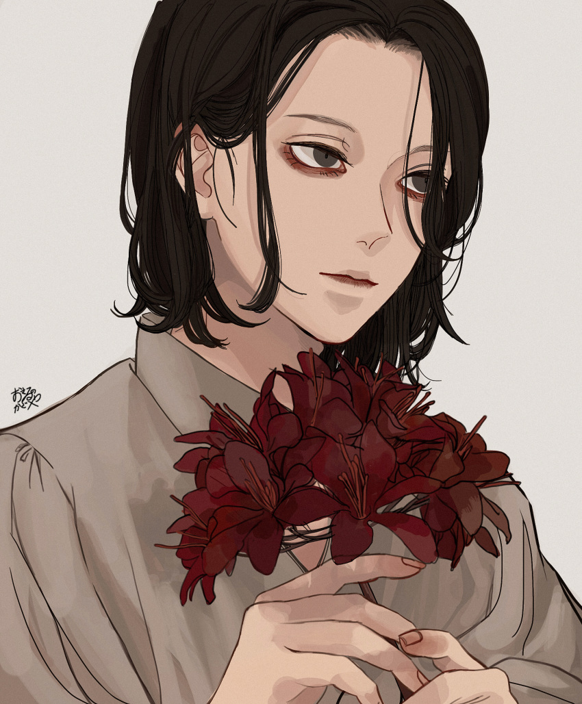 1boy, bishounen, black_hair, brown_eyes, closed_mouth, collared_shirt, commentary_request, constricted_pupils