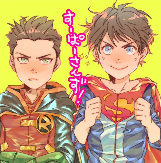 2boys, black_cape, black_hair, blue_bodysuit, blue_eyes, blush, bodysuit, cape, child, clenched_hands, closed_mouth, crossed_arms, damian_wayne, dc_comics, gii_(bu-chaka), gloves, green_eyes, green_gloves, hands_up, jonathan_kent, looking_at_viewer, male_focus, multiple_boys, red_cape, red_shirt, robin_(dc), shirt, short_hair, smile, super_sons, superboy, superhero, translation_request, upper_body