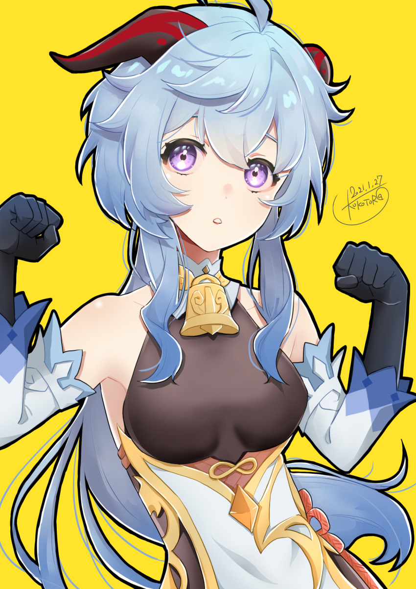 1girl, ahoge, artist_name, bangs, bare_shoulders, bell, blue_gloves, bodystocking, breasts, cowbell, dated, detached_sleeves, ganyu_(genshin_impact), genshin_impact, gloves, goat_horns, highres, horns, kokotora_(namaho911), leaning_to_the_side, light_blue_hair, looking_at_viewer, medium_breasts, neck_bell, sidelocks, simple_background, solo, violet_eyes, wavy_hair, yellow_background