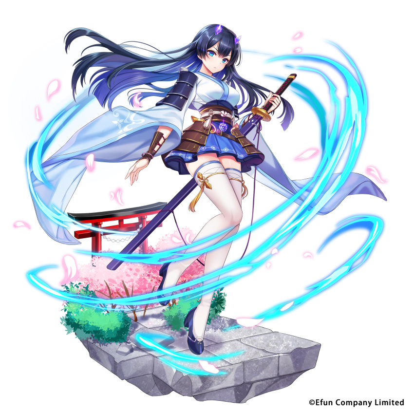 1girl, absurdres, armor, black_hair, blue_eyes, blush, breasts, cherry_blossoms, closed_mouth, full_body, hair_between_eyes, hakama, hakama_skirt, highres, horns, illusion_connect, japanese_armor, japanese_clothes, katana, kimono, long_hair, looking_at_viewer, maett, medium_breasts, official_art, oni_horns, saya_(illusion_connect), short_kimono, simple_background, skirt, solo, sword, thigh-highs, torii, weapon, white_legwear, wide_sleeves
