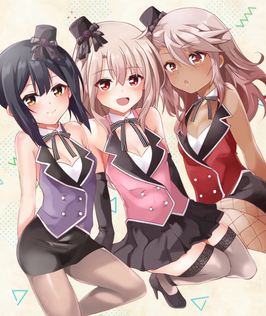 3girls, bangs, black_hair, blush, breasts, brown_eyes, chloe_von_einzbern, cleavage, dark-skinned_female, dark_skin, fate/kaleid_liner_prisma_illya, fate_(series), hair_between_eyes, hair_ornament, hairclip, highres, illyasviel_von_einzbern, long_hair, looking_at_viewer, miyu_edelfelt, mochi_(k620803n), multiple_girls, open_mouth, orange_eyes, pink_hair, red_eyes, sidelocks, small_breasts, smile, white_hair