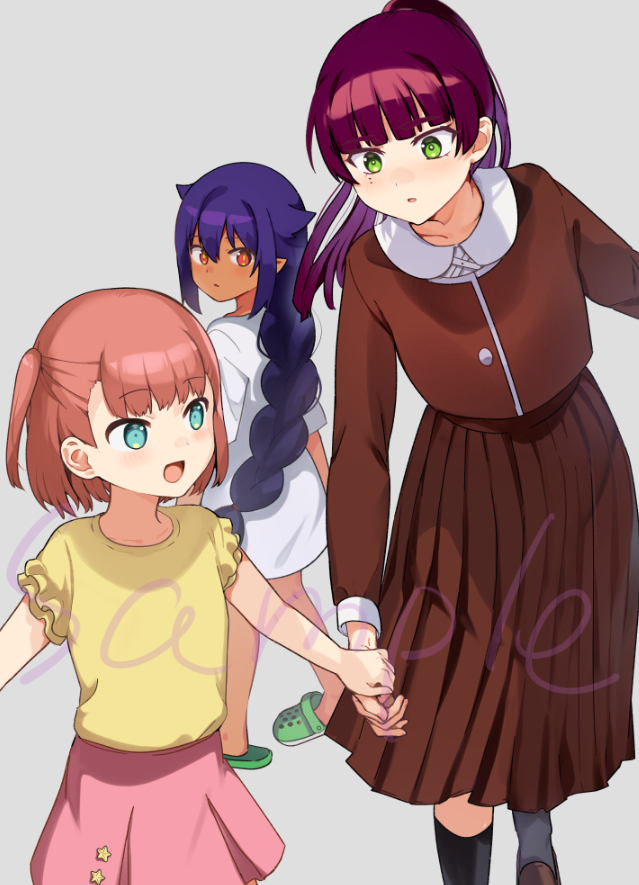 3girls, aqua_eyes, black_hair, collarbone, dark-skinned_female, dark_skin, eyebrows_visible_through_hair, green_eyes