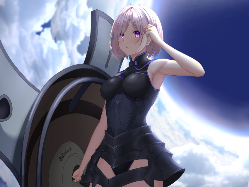 1girl, armor, armored_leotard, armpits, bare_shoulders, black_armor, black_leotard, blue_sky