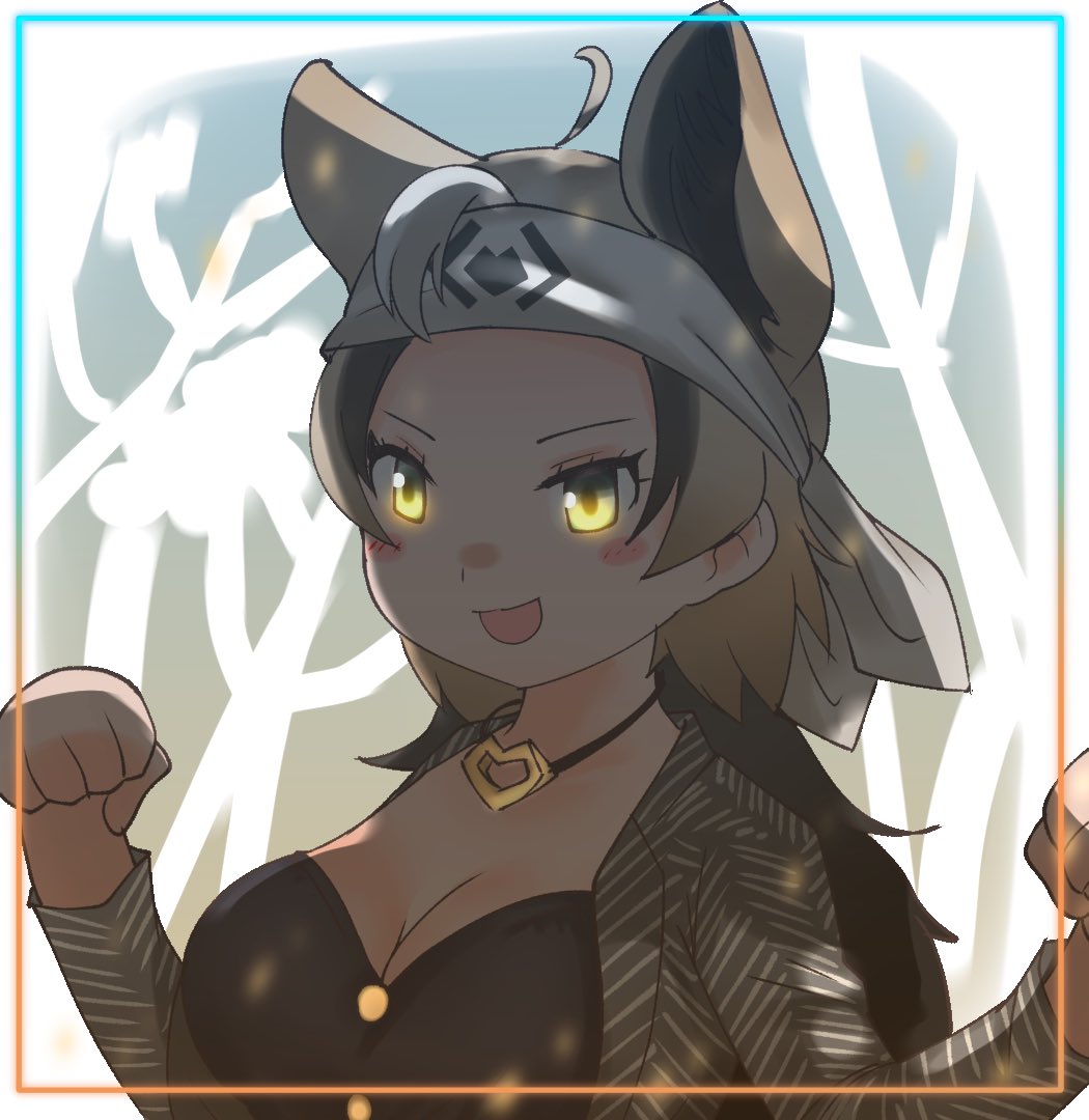 1girl, breasts, cats_yone, ezo_brown_bear_(kemono_friends), headband, jewelry, kemono_friends, kemono_friends_3, large_breasts, long_hair, long_sleeves, looking_at_viewer, multicolored_hair, necklace, open_mouth, simple_background, smile, solo, tail, yellow_eyes