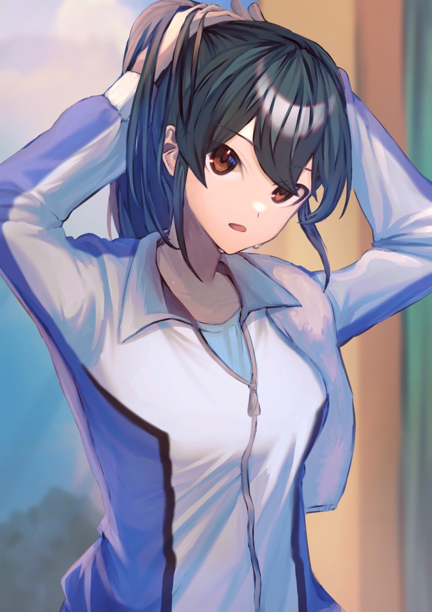 1girl, :o, arms_up, black_hair, blurry, blurry_background, breasts, brown_hair, eyebrows_visible_through_hair, head_tilt, highres, idolmaster, idolmaster_cinderella_girls, jersey, long_sleeves, looking_at_viewer, mamenoha, medium_breasts, ooishi_izumi, partially_unzipped, solo, sweatdrop, towel_on_one_shoulder, tying_hair, upper_body