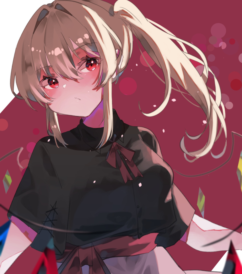 1girl, black_cloak, blonde_hair, cloak, crystal, flandre_scarlet, highres, lei_(knfz7274)