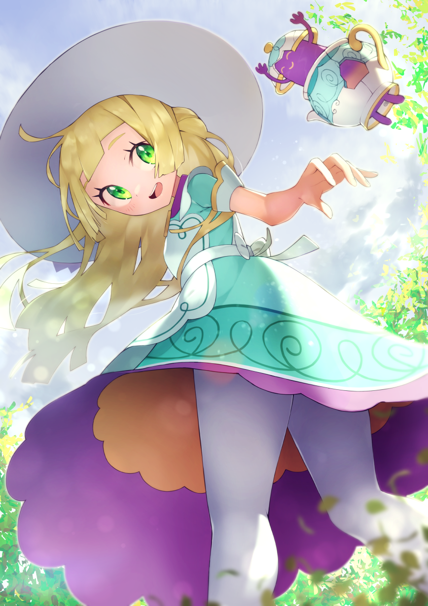 1girl, bangs, blonde_hair, blunt_bangs, braid, commentary_request, green_eyes, hat