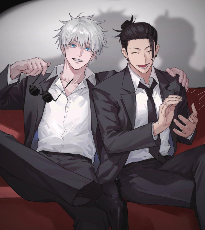 2boys, arm_on_shoulder, black_hair, blindfold_down, blue_eyes, couch, crossed_legs, eyewear_on_head