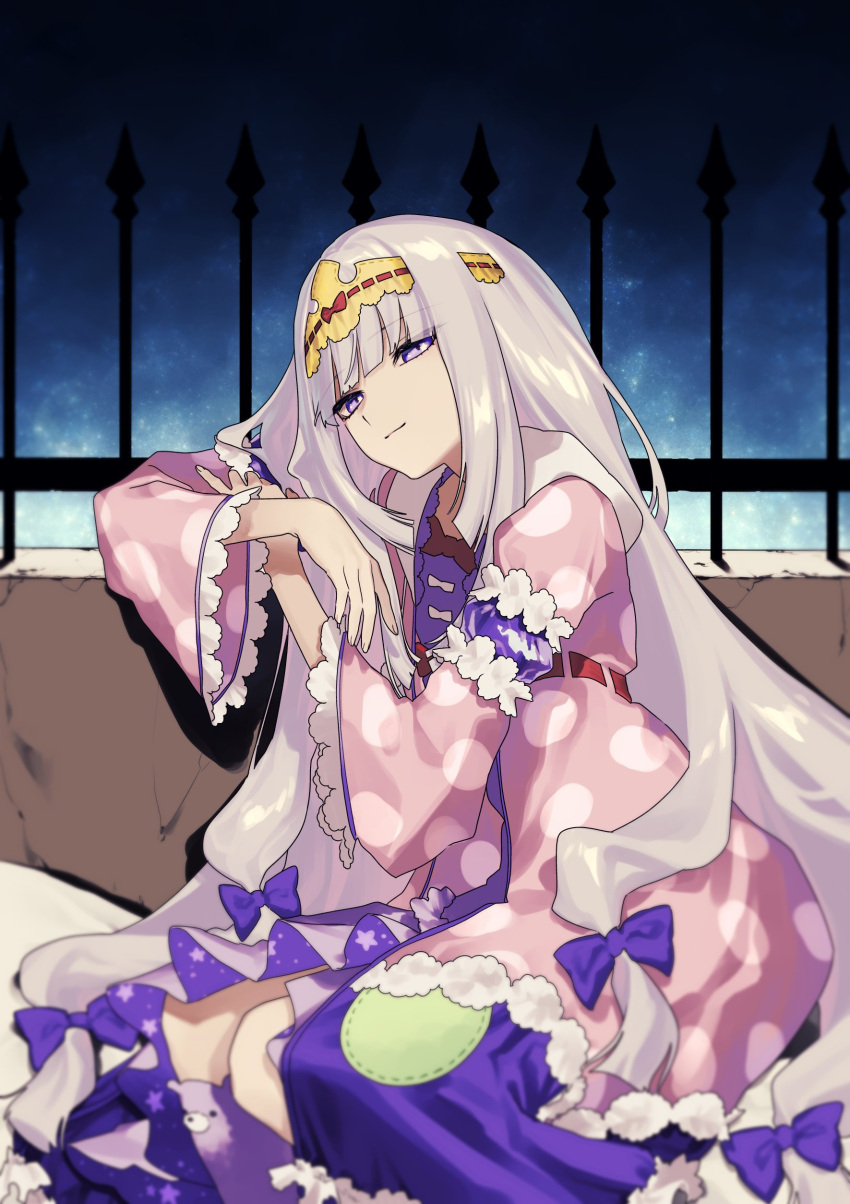 1girl, absurdres, animal_ear_legwear, armband, aurora_sya_lis_kaymin, bangs, bars, bear_band_legwear