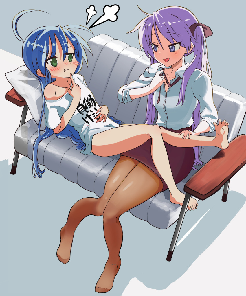2girls, :d, :t, =3, absurdres, ahoge, bare_legs, barefoot