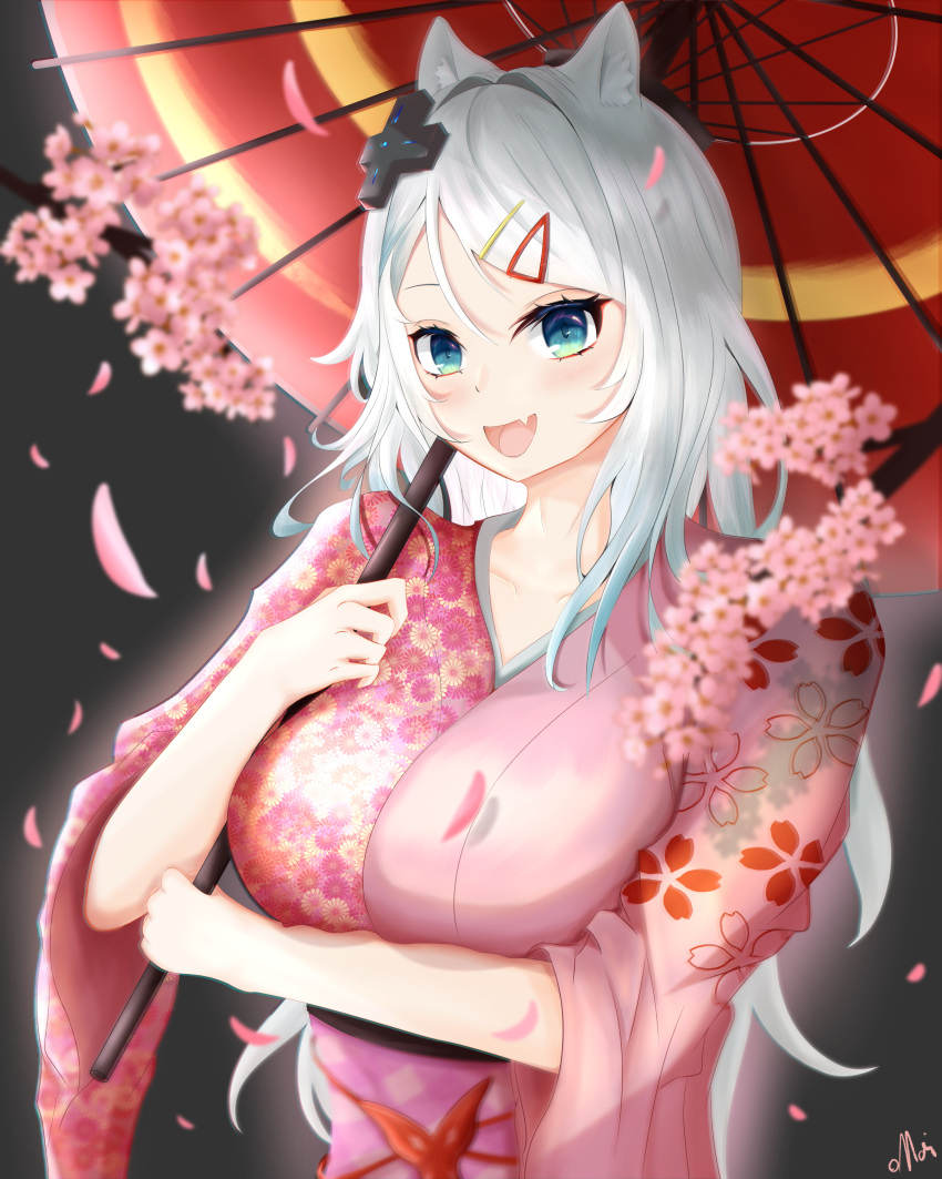 1girl, absurdres, alternate_costume, animal_ears, bangs, black_background, blue_eyes, blue_hair, branch, breasts, cherry_blossoms, colored_tips, fang, flower, fox_ears, fox_girl, hair_ornament, hairclip, highres, holding, holding_umbrella, indie_virtual_youtuber, japanese_clothes, kimono, large_breasts, long_hair, mizuki_(vtuber), multicolored_hair, obi, omaigoodgoodeat, open_mouth, pink_flower, pink_kimono, sash, skin_fang, smile, solo, umbrella, virtual_youtuber, white_hair