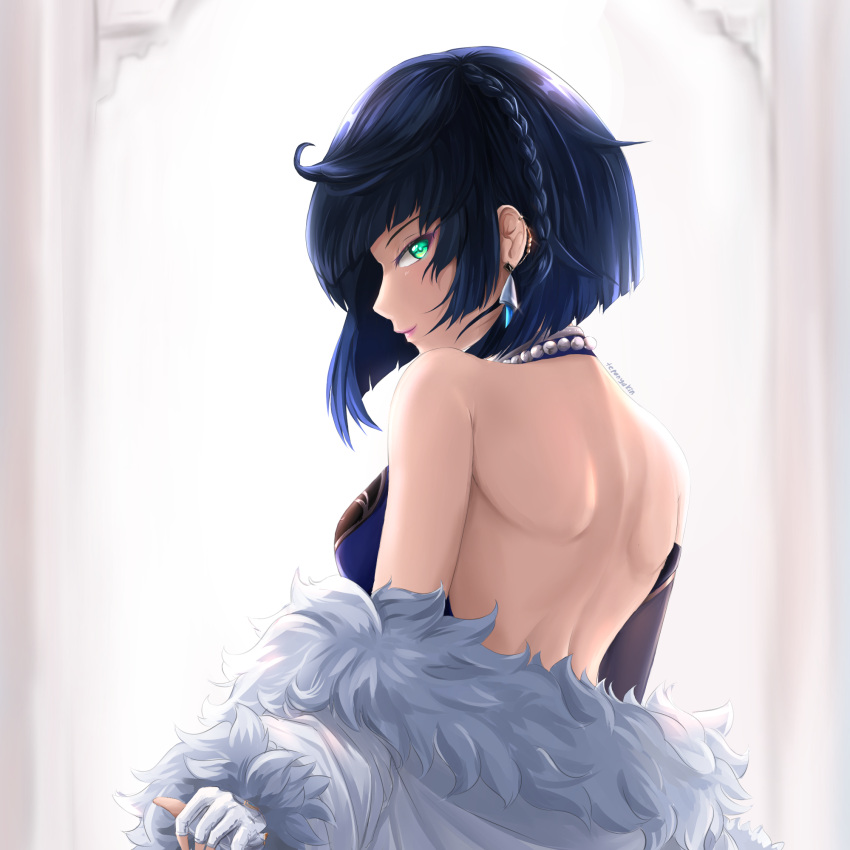 1girl, artist_name, asymmetrical_bangs, asymmetrical_sleeves, back, bangs, bare_back, bare_shoulders, black_hair, blue_hair, braid, breasts, choker, closed_mouth, clothes_around_waist, earrings, elbow_gloves, fingerless_gloves, fur-trimmed_jacket, fur_trim, genshin_impact, gloves, green_eyes, highres, jacket, jacket_around_waist, jewelry, light, lips, looking_at_viewer, medium_breasts, medium_hair, multicolored_hair, pink_lips, shiny, shoulder_blades, sleeveless, smile, solo, tepanyakin, white_gloves, white_jacket, yelan_(genshin_impact)