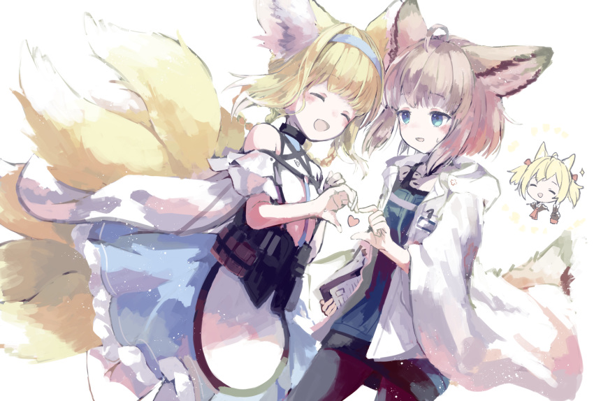 :d, animal_ears, arknights, bare_shoulders, black_collar, black_legwear, black_skirt, blonde_hair