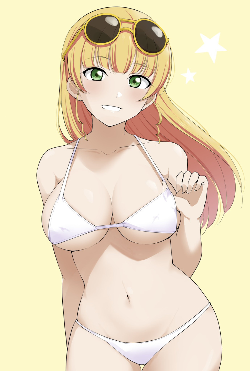 1girl, bangs, barkhorn0331, bikini, bikini_tug, blonde_hair, blunt_bangs, breasts, collarbone, cowboy_shot, eyebrows_visible_through_hair, eyewear_on_head, green_eyes, grin, heanna_sumire, highres, large_breasts, light_blush, long_hair, looking_at_viewer, love_live!, love_live!_superstar!!, navel, simple_background, smile, solo, split_mouth, star_(symbol), strap_gap, sunglasses, swimsuit, teeth, white_bikini, yellow-framed_eyewear, yellow_background