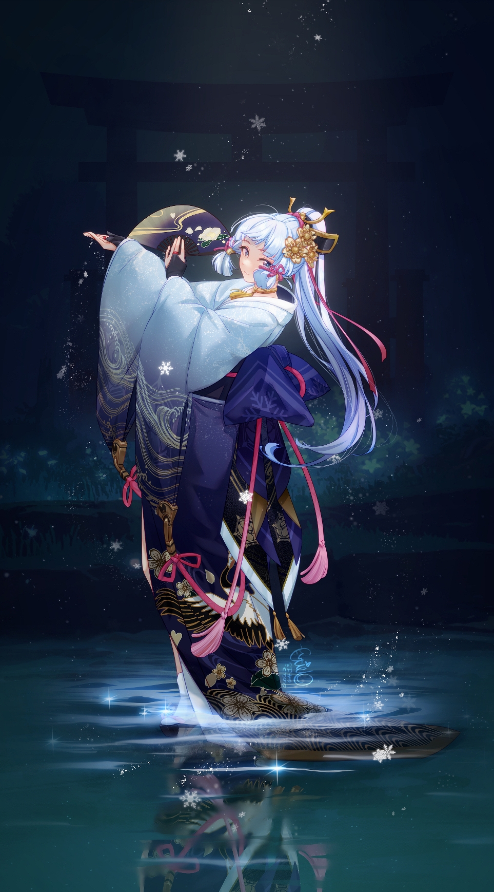 1girl, bangs, blue_eyes, bridal_gauntlets, closed_mouth, floating_hair, flower, from_side, full_body, genshin_impact, gradient_kimono, hair_flower, hair_ornament, hair_ribbon, hand_fan, highres, holding, holding_fan, japanese_clothes, kamisato_ayaka, kimono, long_hair, long_sleeves, night, pink_ribbon, ponytail, ribbon, snowflakes, soaking_feet, solo, standing, torii, very_long_hair, vongola_x, white_flower, white_hair, wide_sleeves