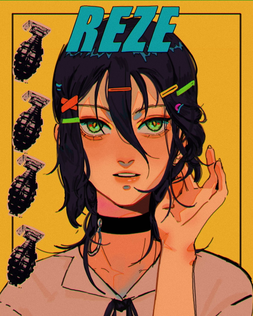 1girl, bangs, black_ribbon, blvpr1nt, chainsaw_man, character_name, choker, explosive, green_eyes, grenade, hair_between_eyes, hair_ornament, hairclip, highres, holding, holding_hair, long_hair, looking_at_viewer, open_mouth, reze_(chainsaw_man), ribbon, simple_background, solo, teeth, yellow_background