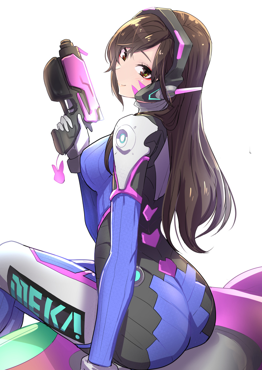 1girl, ass, bangs, breasts, brown_hair, clash_kuro_neko, closed_mouth, commentary, d.va_(overwatch), facial_mark, forehead, gun, handgun, head_tilt, headgear, highres, holding, holding_gun, holding_weapon, long_hair, looking_at_viewer, looking_back, mecha, overwatch, parted_bangs, pistol, shadow, sideboob, simple_background, sitting, smile, solo, weapon, whisker_markings, white_background