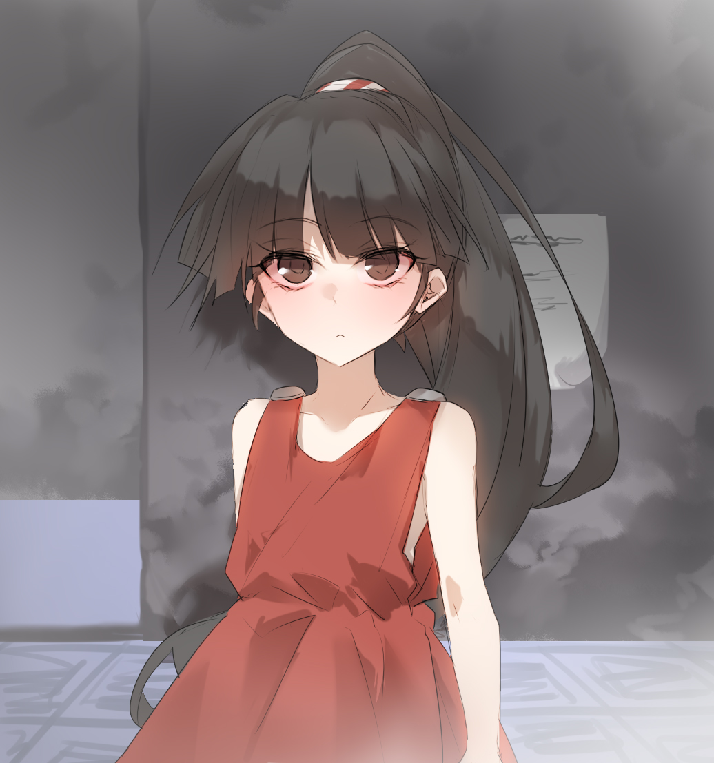 1girl, black_hair, brown_eyes, closed_mouth, dress, eyebrows_visible_through_hair, eyes_visible_through_hair, high_ponytail